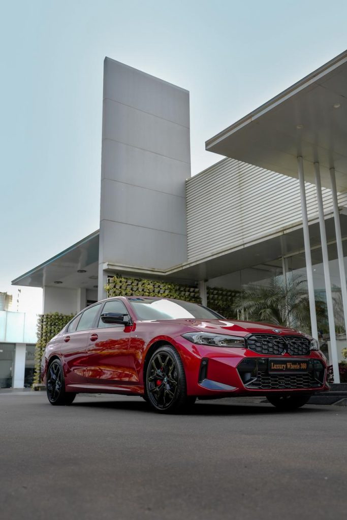 BMW M340i xDrive Cover